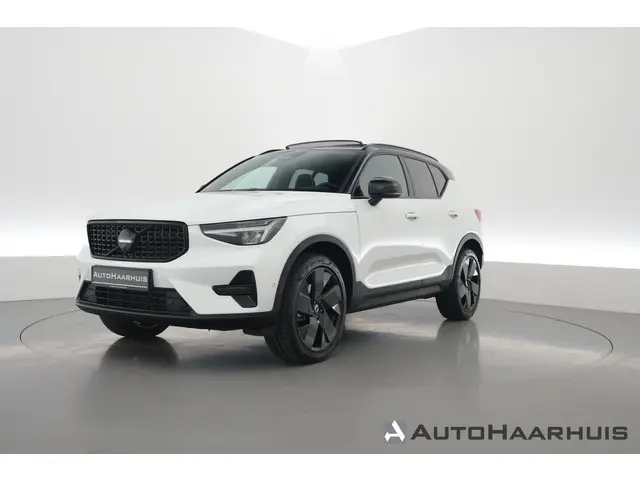 Volvo XC40 2.0 B3 Ultra Black Edition | Pano | Harman Kardon | 360cam | Memory | Stoel-Stuurverw. |...