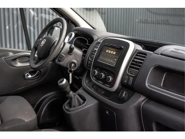Fiat Talento 2.0 EcoJet L2H1 | 145 PK | 3-Zits | Cruise | Airco | Trekhaak | Imperiaal