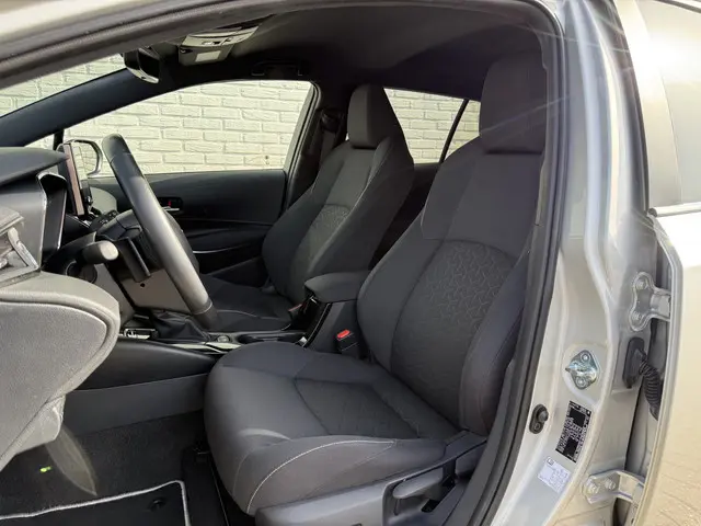 Toyota Corolla Touring Sports