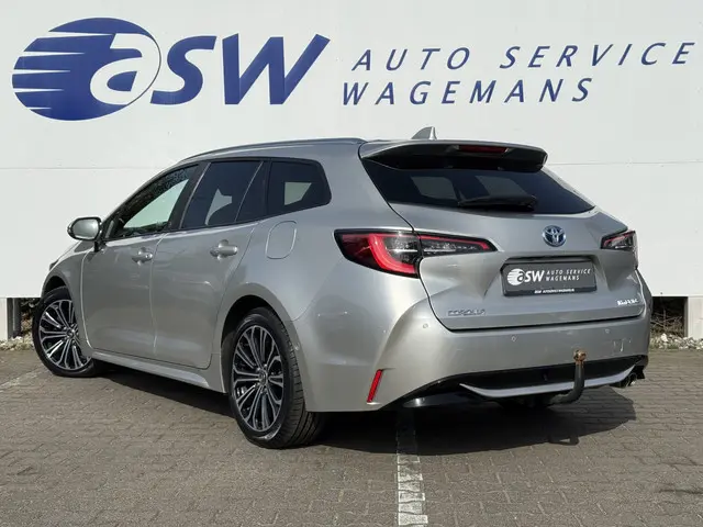 Toyota Corolla Touring Sports 2.0 Hybrid Team D | Trekhaak | CarPlay | ACC | Camera | LED | 17 inch