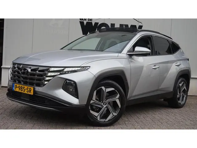 Hyundai Tucson 1.6 T-GDI HEV Premium Sky | Org. NL Auto | All-Weather banden | Panoramadak | Elektr...