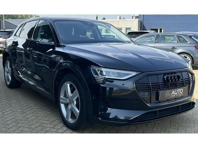 Audi e-tron e-tron 55 quattro 95 kWh 408PK | SOH 87,6% | DEALERONDERHOUDEN | Zeer Nette Staat! | Lux...
