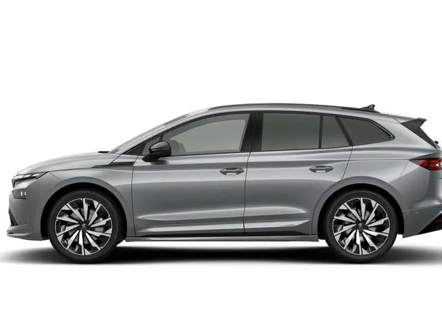 Skoda Enyaq 85 Sportline Tour Edition 286 pk | Winter Pakket | Panorama Dak | Business Upgrade pakke...