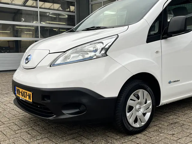 Nissan e-NV200