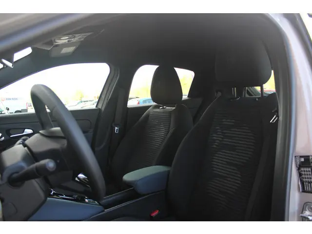 Alfa Romeo Junior 156PK Elettrica 54 kWh | DRAADLOZE APPLE CARPLAY/ANDROID AUTO | PARKEERSENSOREN AC...