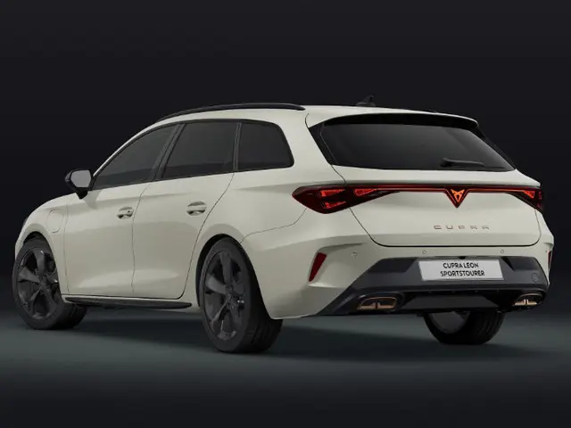 Cupra Leon Sportstourer TSI 1.5 e-Hybrid Business Intelligent Drive HERWAARDERING € 4.000,- inruilpr...