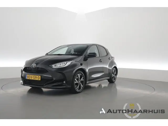 Toyota Yaris 1.5 Hybrid 115 First Edition | winterset | Afn. Trekhaak | Apple CarPlay | Adapt. Cruis...