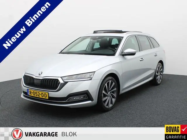ŠKODA Octavia Combi 1.0 TSI Business Edition Plus | Panodak | Trekhaak elk. wegkl. | Camera | Elk. A...