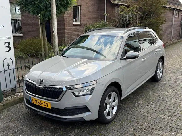 ŠKODA Kamiq 1.0 TSI Sport Business