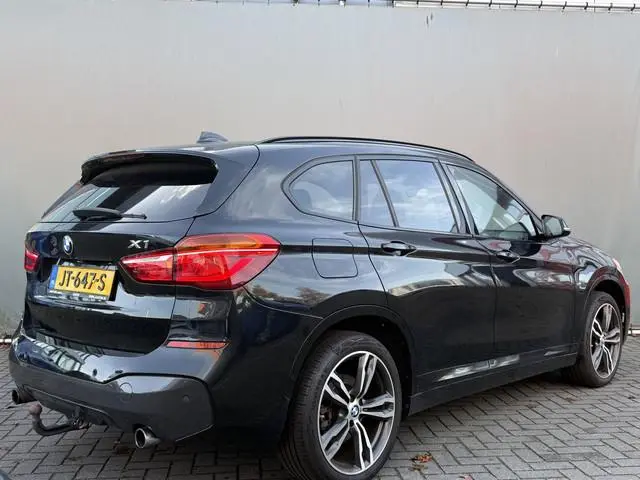 BMW X1 xDrive25i Centennial High Executive AUTOMAAT | NIEUW BINNEN ! | MEMORY | ELEKTR. STOEL | TREK...