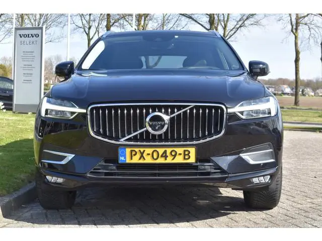 Volvo XC60 T5 AWD 254PK Automaat Inscription | Trekhaak | Panodak | Standkachel | ACC | Stoelverwarm...