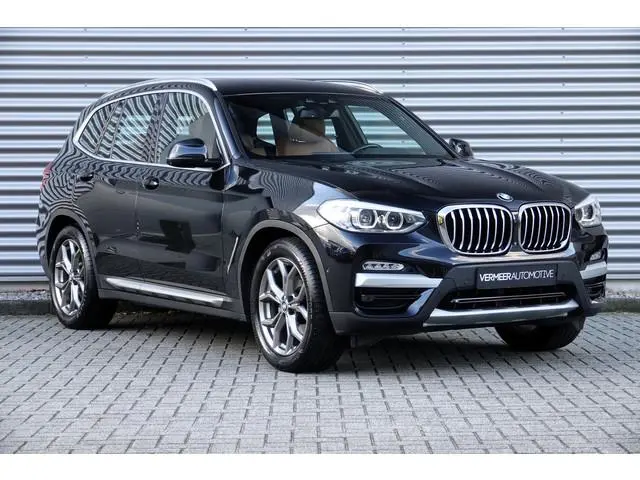 BMW X3 xDrive20i High Executive | 360 Camera | Leder | Parkeerhulp | Stoelverw. |
