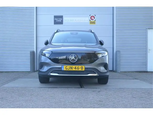 Mercedes-Benz EQB
