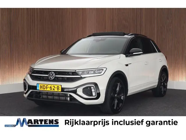 Volkswagen T-Roc 1.5 TSI 150pk DSG R-Line Business+ Black Style Trekhaak Camera IQ.Light Panoramadak...