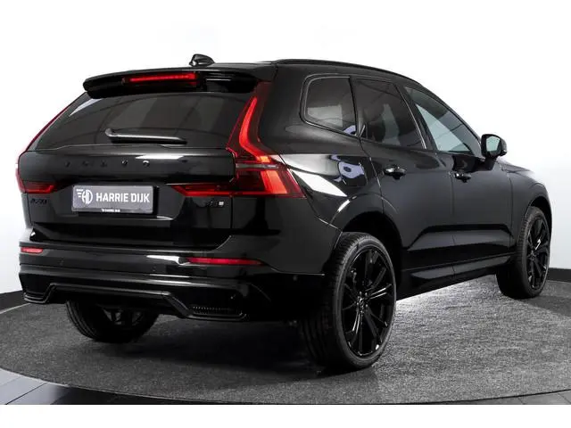 Volvo XC60 2.0 T8 Plug-in hybrid AWD Plus Black Edition | S/K Panodak | 360 Camera | Head-Up | Harma...