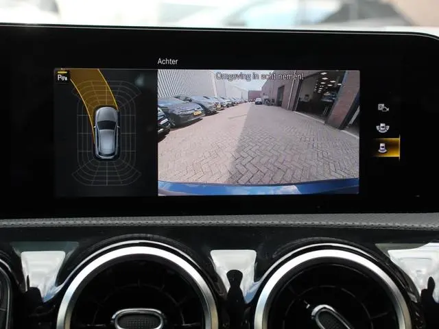Mercedes-Benz A-klasse 200 163pk DCT Progressive Navigatie Parkeersensoren Camera Cruise Control Sto...
