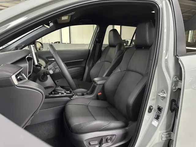 Toyota Corolla Cross Hybrid 180 Executive | JBL | Leder | 360 camera | Matrix LED |