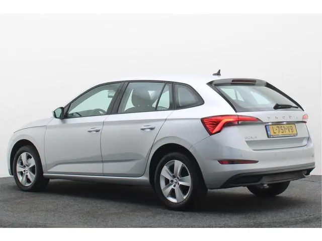 ŠKODA Scala 1.0 TSI Ambition Eerste Eigenaar, Airco, Rijstrooksensor, Cruise, Apple Carplay, DAB, PD...