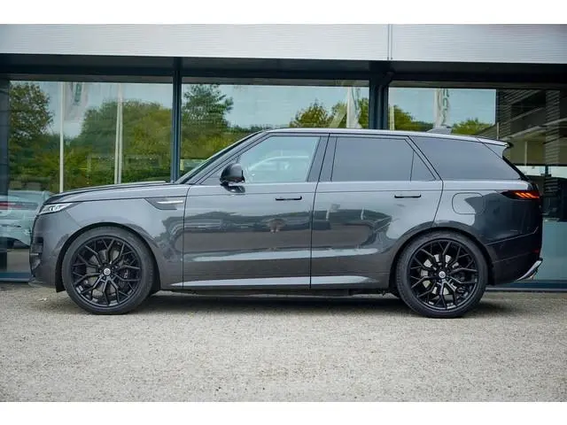 Land Rover Range Rover Sport 3.0 P440e Dynamic HSE / Pano / NL Auto / Trekhaak / Meridian 3D / Stoel...