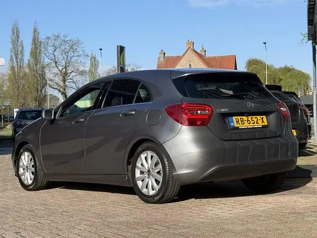 Mercedes-Benz A-klasse 180 Business Solution. | CAMERA | NAVI | BLUETOOTH | CRUISE |