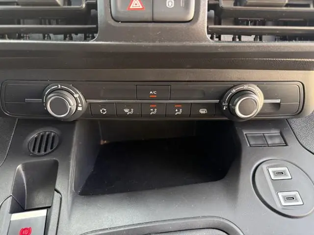 Toyota pro-ace
