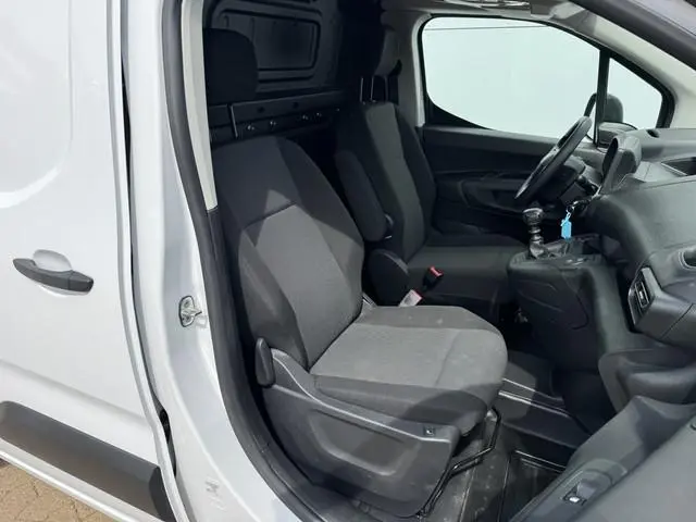 Toyota pro-ace