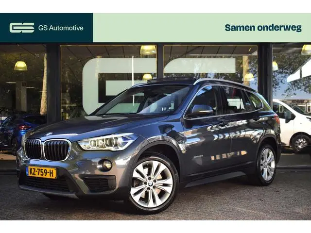 BMW X1 sDrive20i Centennial High Executive |TREKHAAK|PANO
