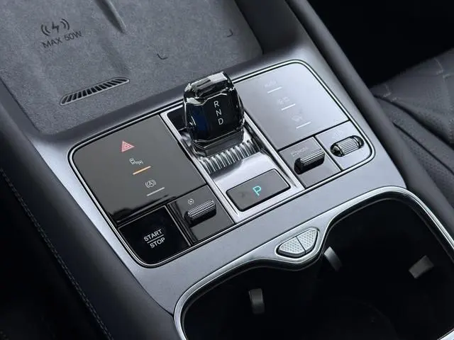 BYD SEALION
