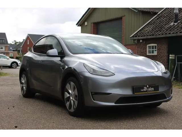 Tesla Model Y Long Range AWD 75 kWh SOh 92.9% NAVI LEER PANO ORG NL 69000KM!!!