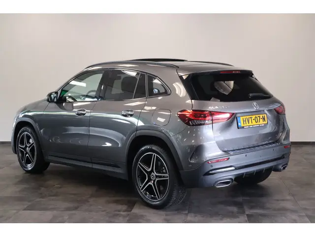 Mercedes-Benz GLA-klasse 250 e Business Solution AMG Limited Panoramadak LED CC Lane Assist 24 maand...