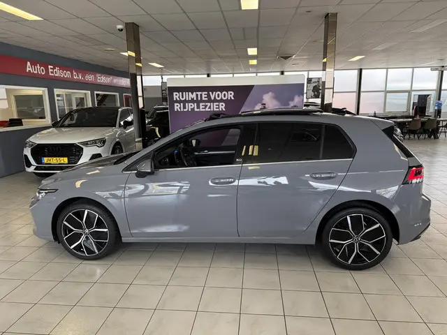 Volkswagen Golf 1.5 eTSI DSG 151PK *HEAD-UP*PANO*50 EDI*NAVI*APP*