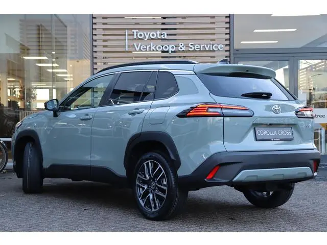 Toyota Corolla Cross Dynamic , Nieuw en snel leverbaar met € 2.000 inruilvoordeel
