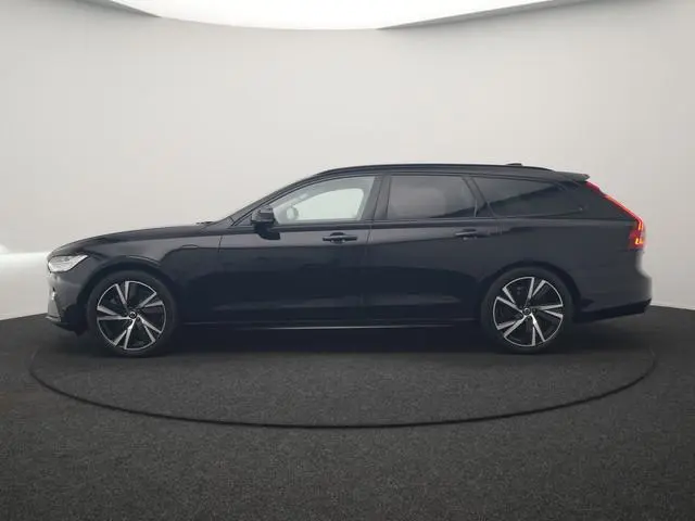 Volvo V90 2.0 T6 Plug-in hybrid AWD Plus Dark LONG RANGE PHEV 350pk Dealer O.H | Trekhaak Af Fabriek...