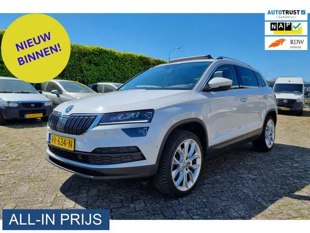ŠKODA Karoq 1.5 TSI ACT Style Business ✅PANODAK ✅CARPLAY ✅CANTON SOUND