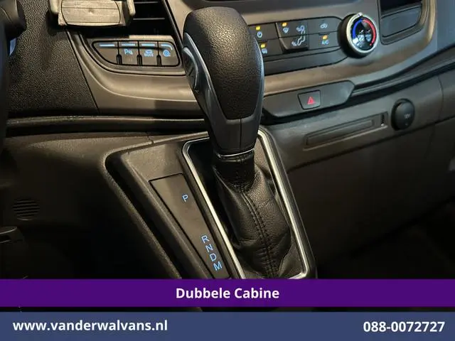 Ford Transit Custom 2.0 TDCI 130pk Automaat L2H1 Dubbele Cabine Euro6 Airco | 6-Zits | Navigatie | C...