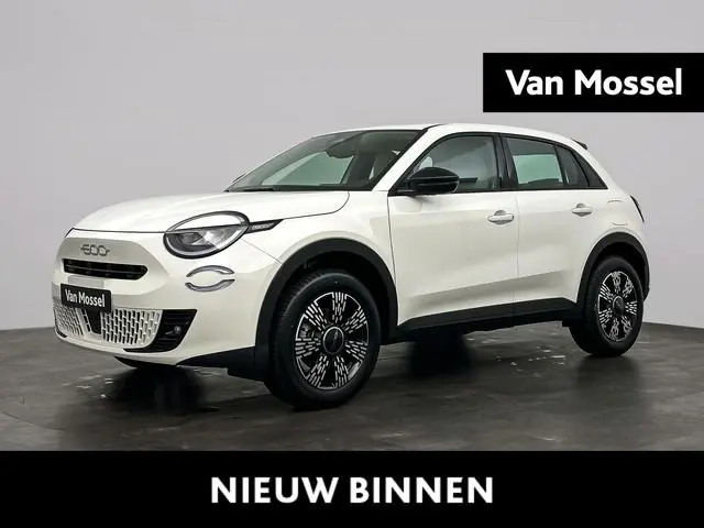 Fiat 600 1.2 Hybrid Icon | Apple Carplay&Android Auto | PDC achter | Cruise Control | All season ban...