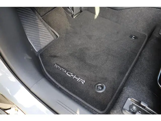 Toyota CHR +