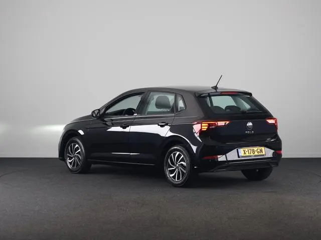 Volkswagen Polo 1.0 TSI Life Business 95 pk Automaat (DSG) | Verlengde garantie | Navigatie | Parkee...