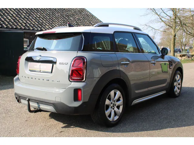 MINI Mini Countryman 1.5 Cooper Business Edition NAVI ECC LED AUTOM 142000KM!!!