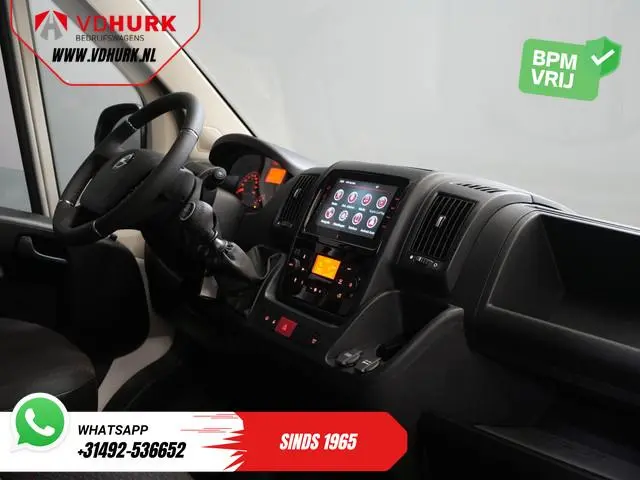 Opel Movano 2.2 140 pk L2H2 (DEMO) Trekhaak/ Betimmering/ Carplay/ 270Gr.Deuren/ Climate/ Camera/ Cr...
