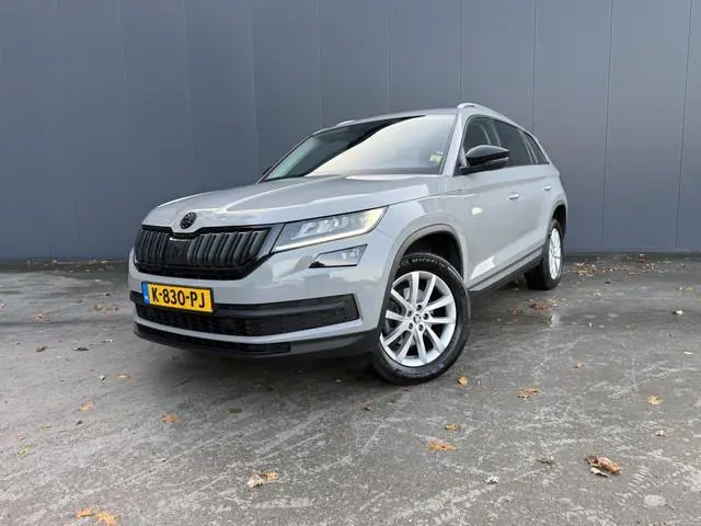 ŠKODA Kodiaq 1.5 TSI 1e EIGENAAR 7 PERS 18 INCH NAVI CRUISE TREKHAAK ECC LED