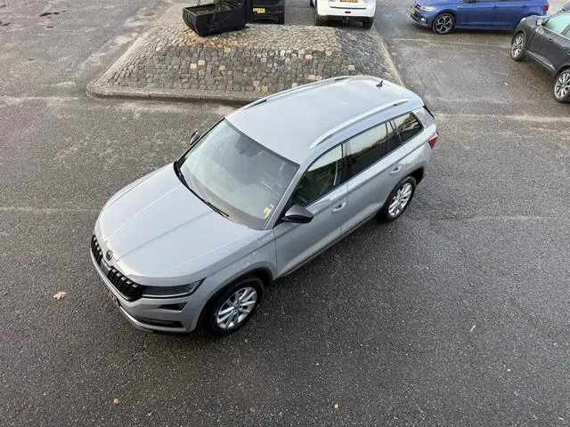 ŠKODA Kodiaq 1.5 TSI 1e EIGENAAR 7 PERS 18 INCH NAVI CRUISE TREKHAAK ECC LED