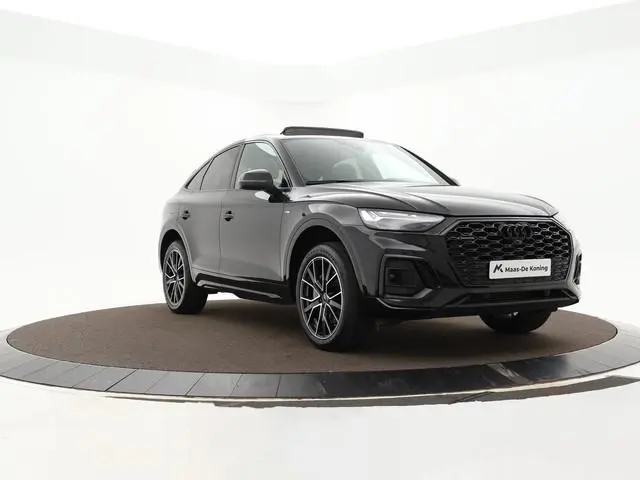 Audi Q5 Sportback 50 TFSIe 299pk S-tronic S edition · Panoramadak · Camera · Wegklapbare Trekhaak ·...