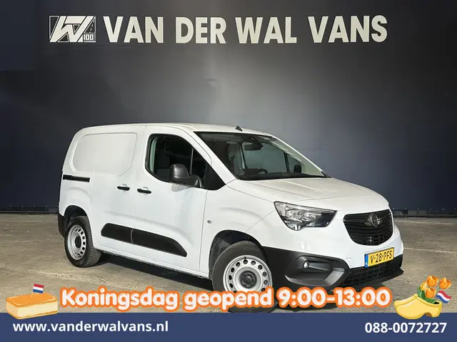 Opel Combo 1.5D 131pk Automaat L1H1 Euro6 Airco | 3-Zits | Camera | Apple Carplay | Cruisecontrol An...