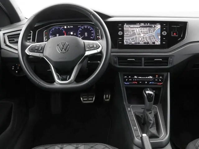 Volkswagen Polo 1.0 TSI 110pk DSG R-Line · Camera · Matrix LED · Stoelverwarming · Apple/Android Car...
