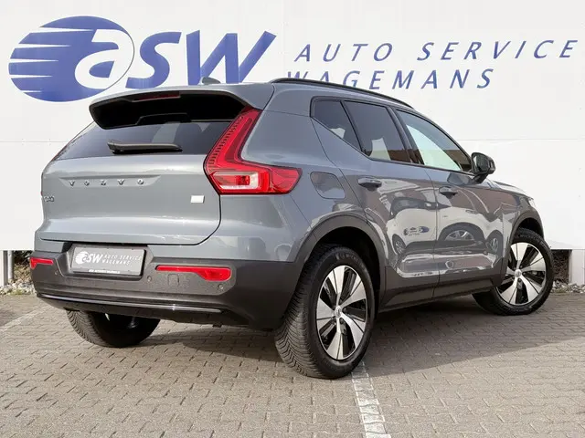 Volvo XC40 1.5 T5 Plug-in hybrid Plus Dark | Pilot Assist | LED | Camera | H/K | 18 inch