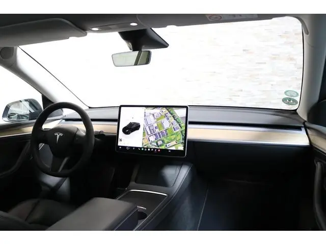 Tesla Model Y RWD 58 kWh | TREKHAAK | 93,5% SOH | 20" LM VELGEN | ZWARTE DETAILS |