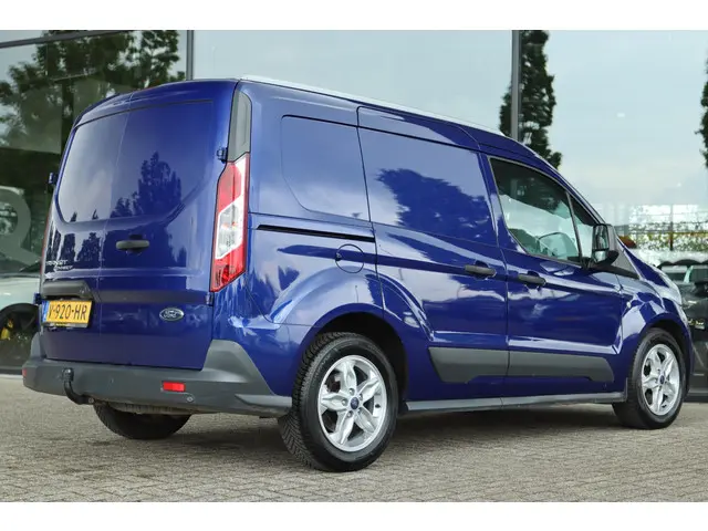 FORD TRANSIT CONNECT 1.5 TDCI L1 TREND 3-ZITS AUT. | CAMERA | VOORRUITVERW. | TREKHAAK | PDC