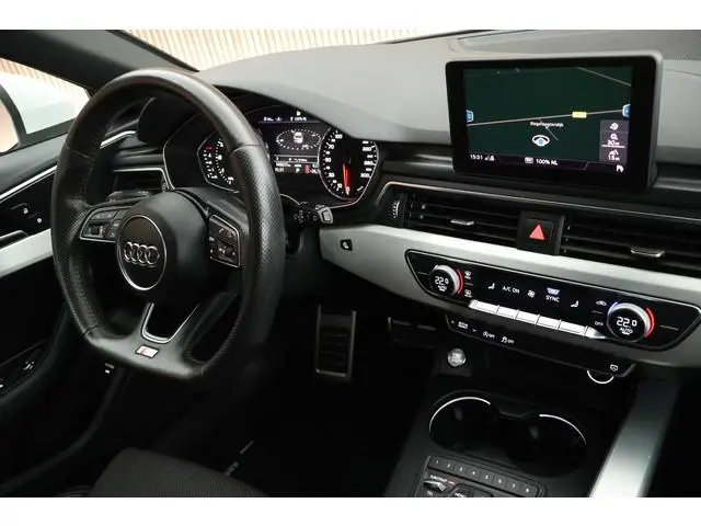 Audi A4 Avant 1.4 TFSI 150pk 2x S-Line Navigatie Camera