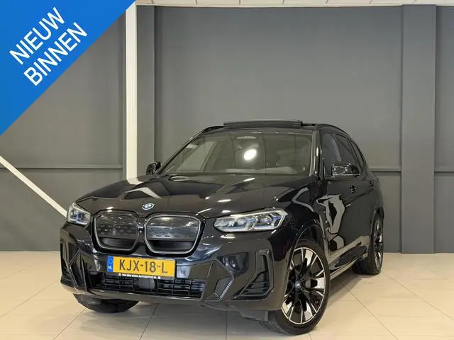 BMW iX3 Executive 80 kWh | SOH 100% | Panorama dak | 20inch |